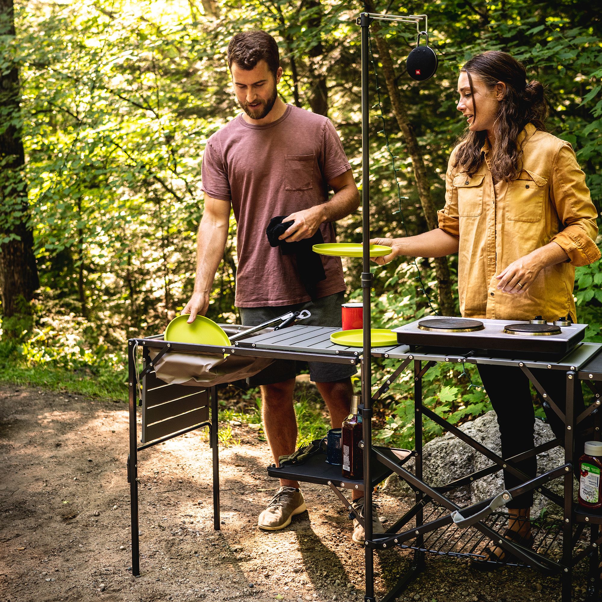 GCI Outdoor Master Cook Station product image