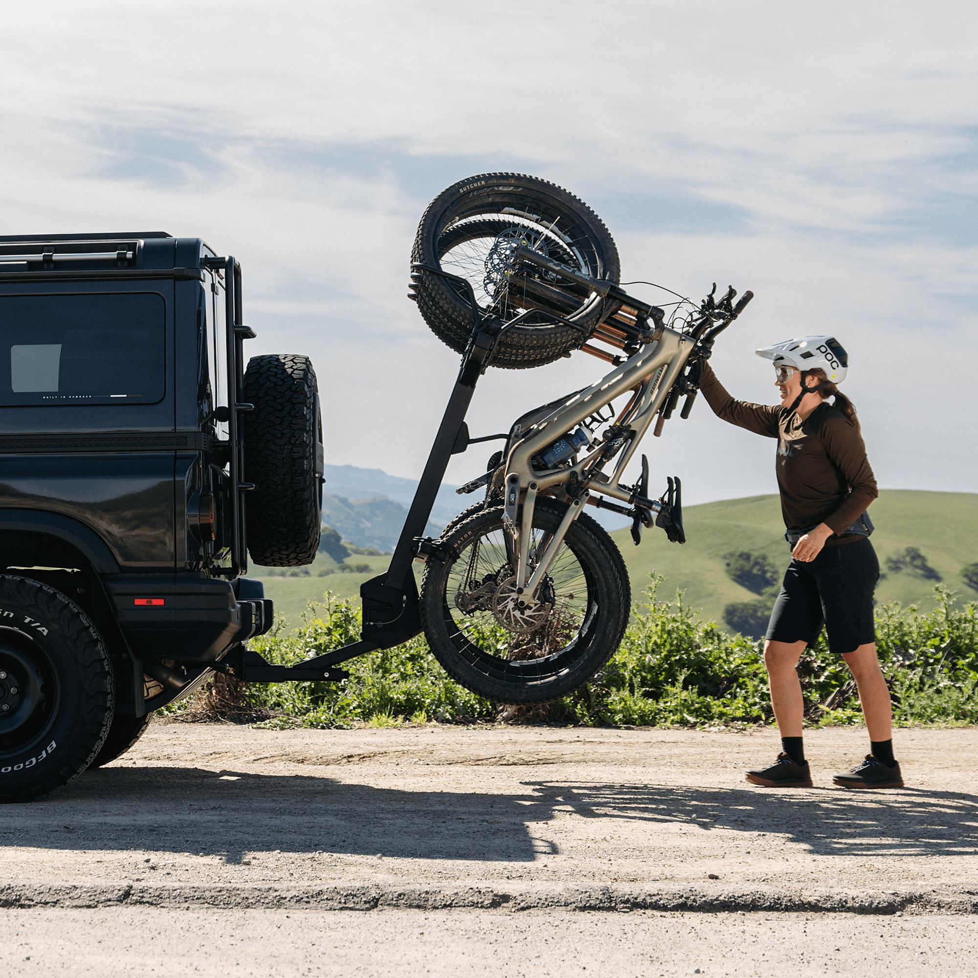 Thule ReVert Vertical 4-Bike Rack product image