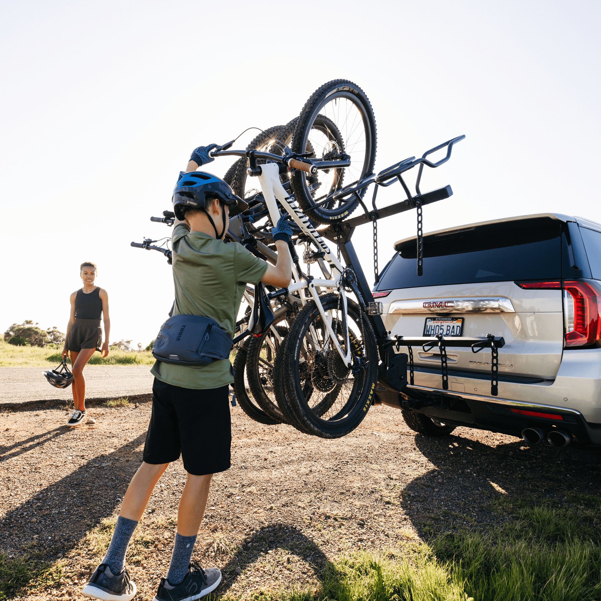Thule ReVert Vertical 4-Bike Rack product image