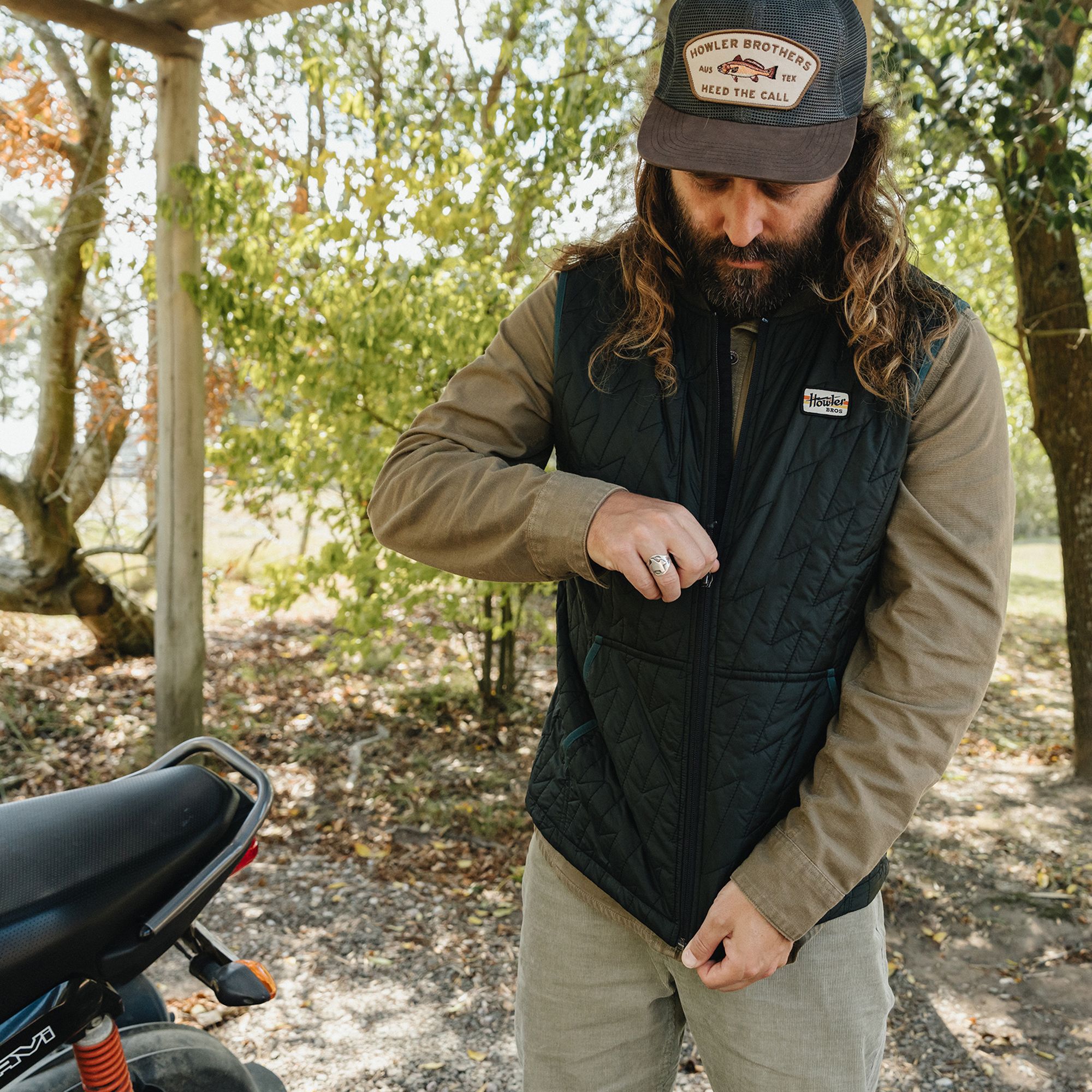 Howler Brothers Men's Voltage Quilted Vest product image