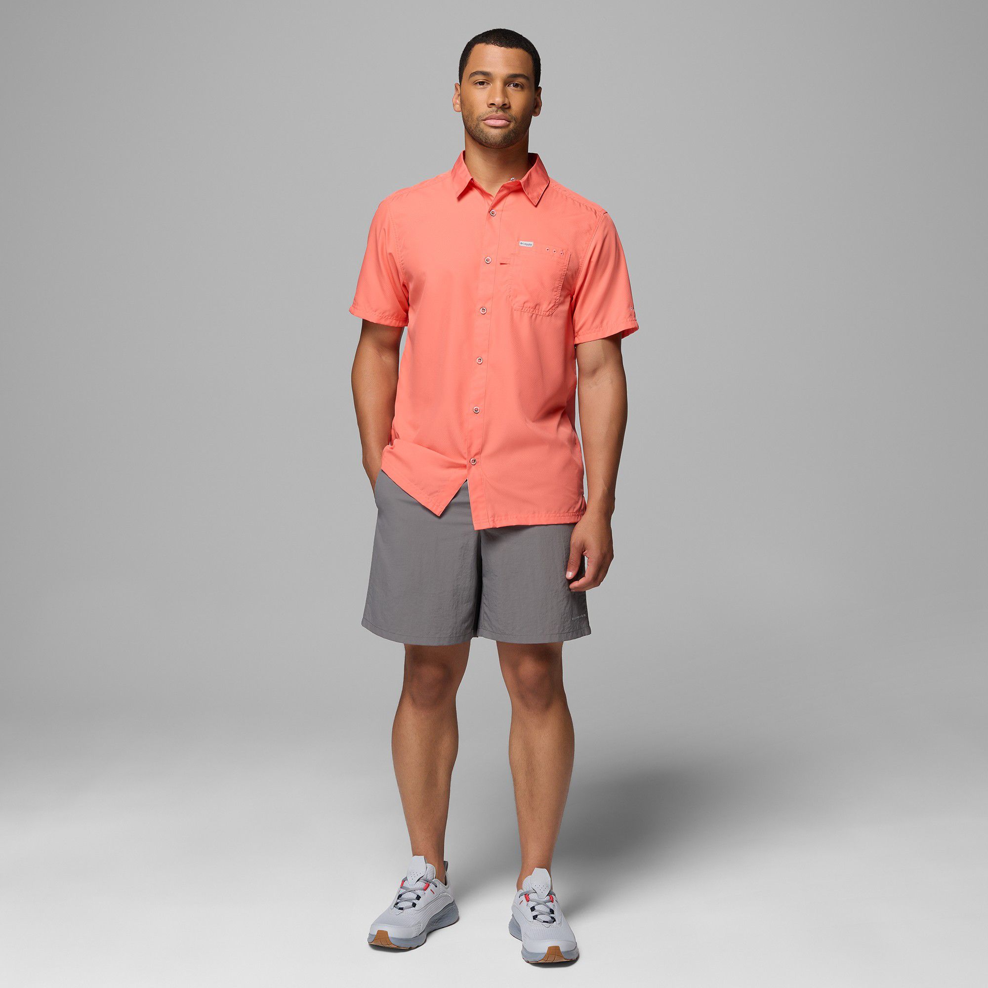 Columbia Men's Slack Tide Camp Short Sleeve Button Down Shirt product image