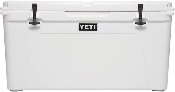 Yeti 110 Q Capacity— like new - sporting goods - by owner - sale