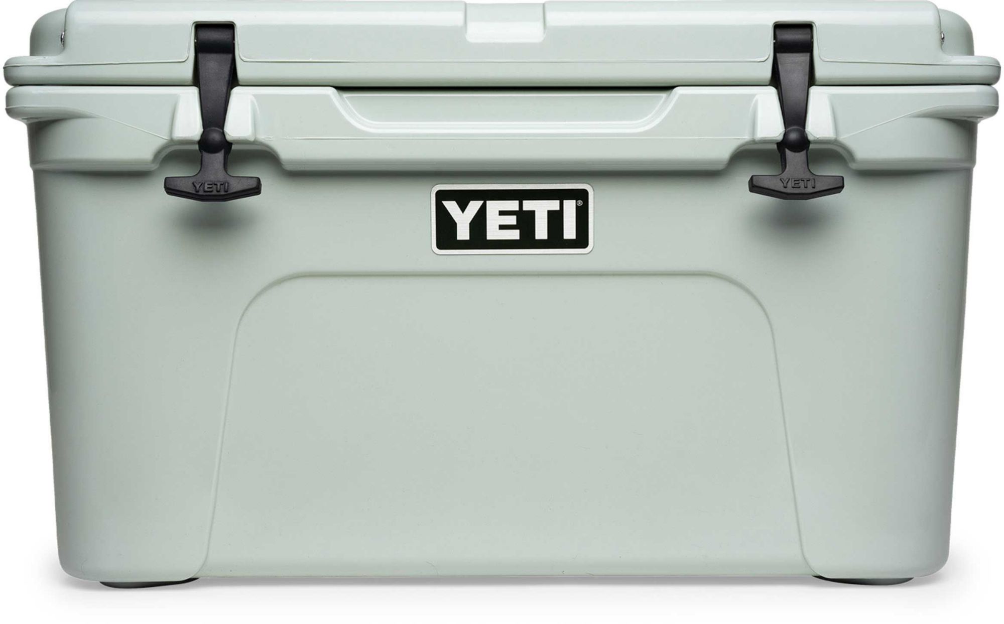 who manufactures yeti coolers