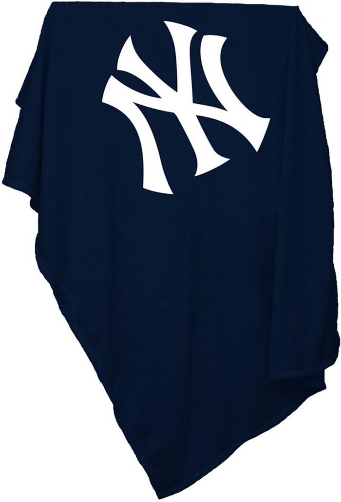 Logo Brands New York Yankees 54'' x 84'' Sweatshirt Blanket