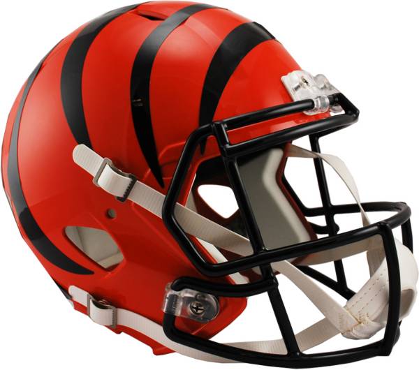 Evergreen Cincinnati Bengals Helmet 19 in. x 15 in. Plug-in LED Lighted  Sign 8LED3806HMT - The Home Depot