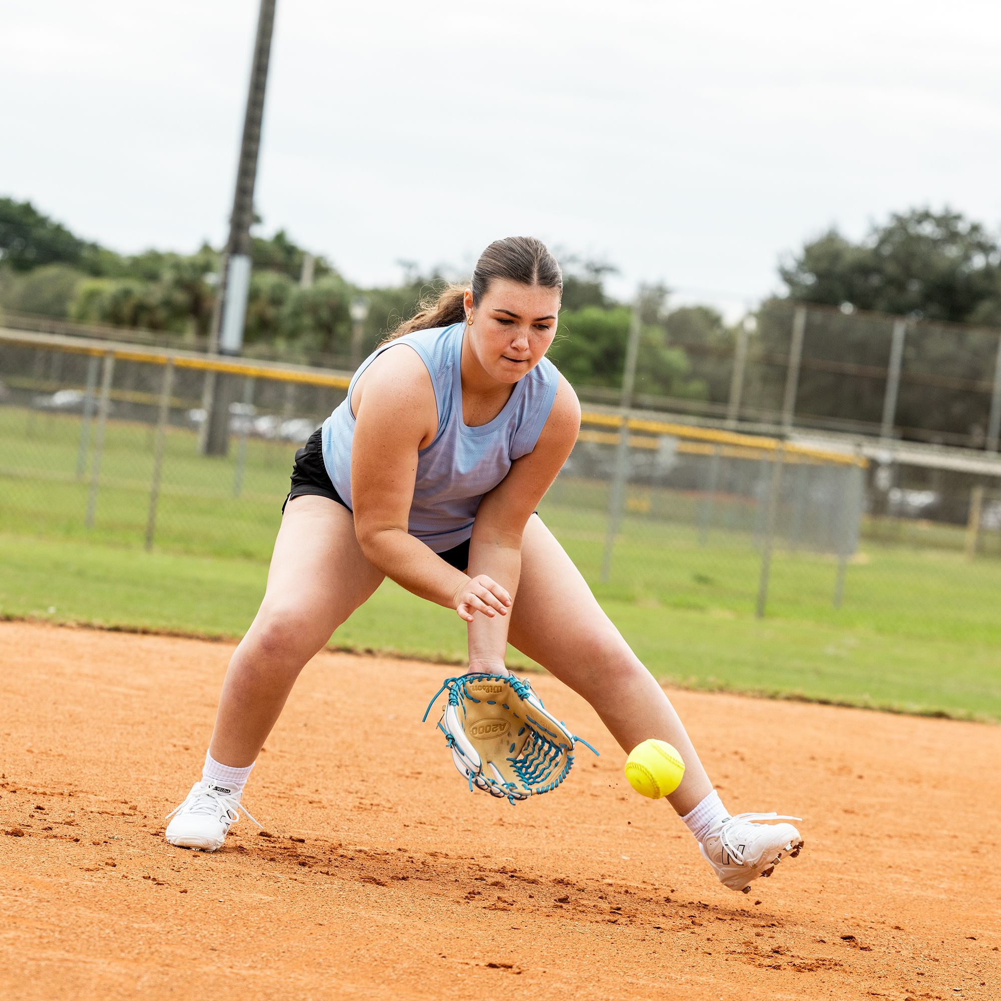New Balance Women's Fresh Foam X VELO v4 Metal Fastpitch Softball Cleats product image