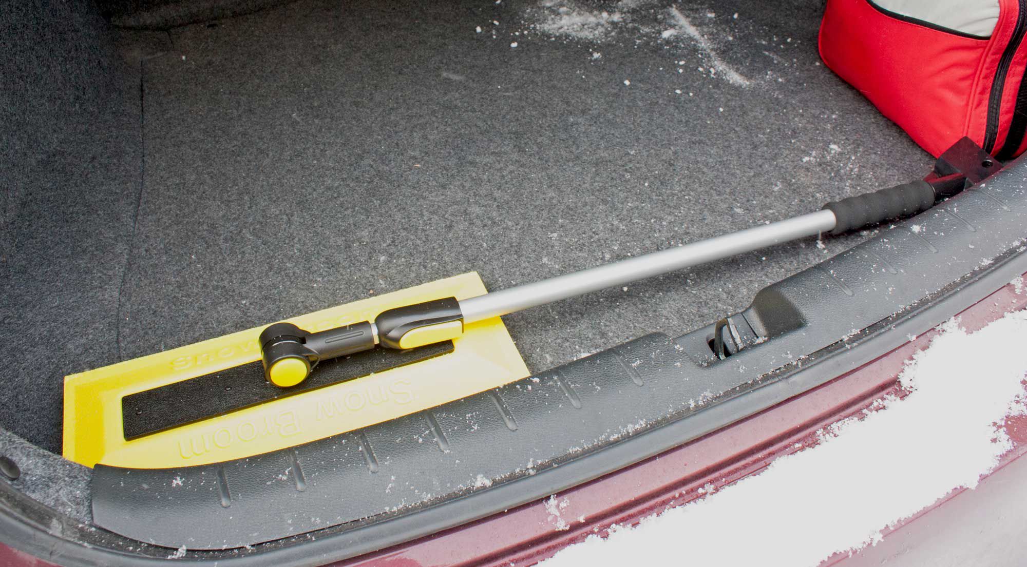 Emsco Group Bigfoot 52" Telescoping Snowbroom with Swivel Head product image