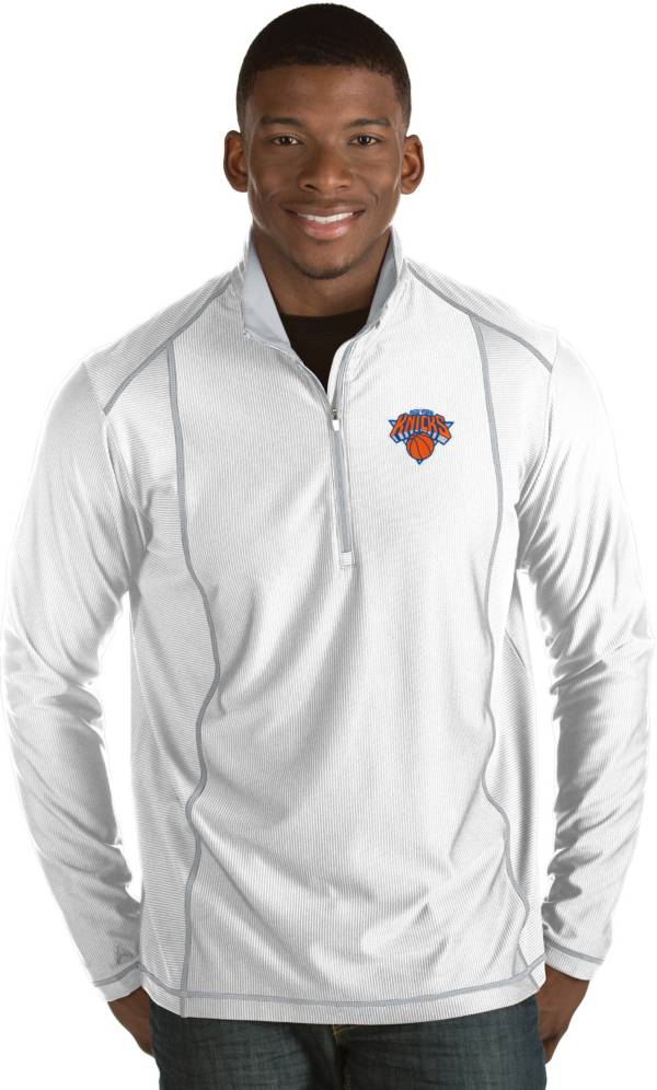 Antigua Men's New York Knicks Tempo White Quarter-Zip Pullover