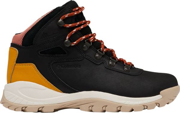 Columbia black hotsell hiking boots