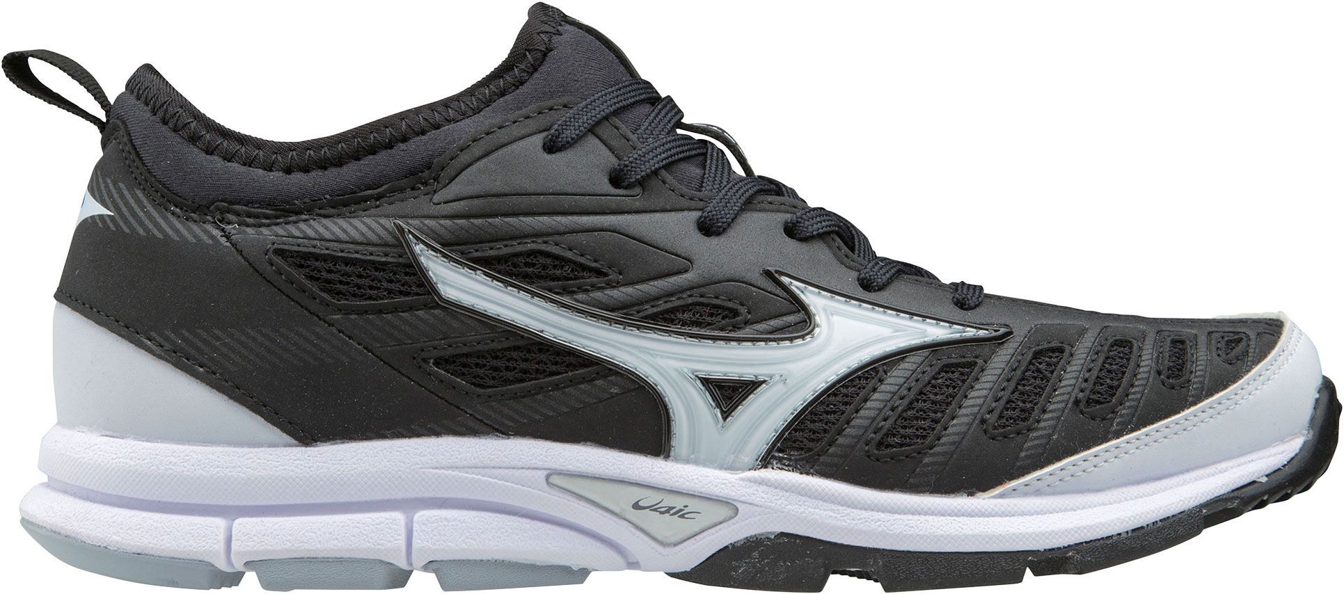 mizuno player trainers