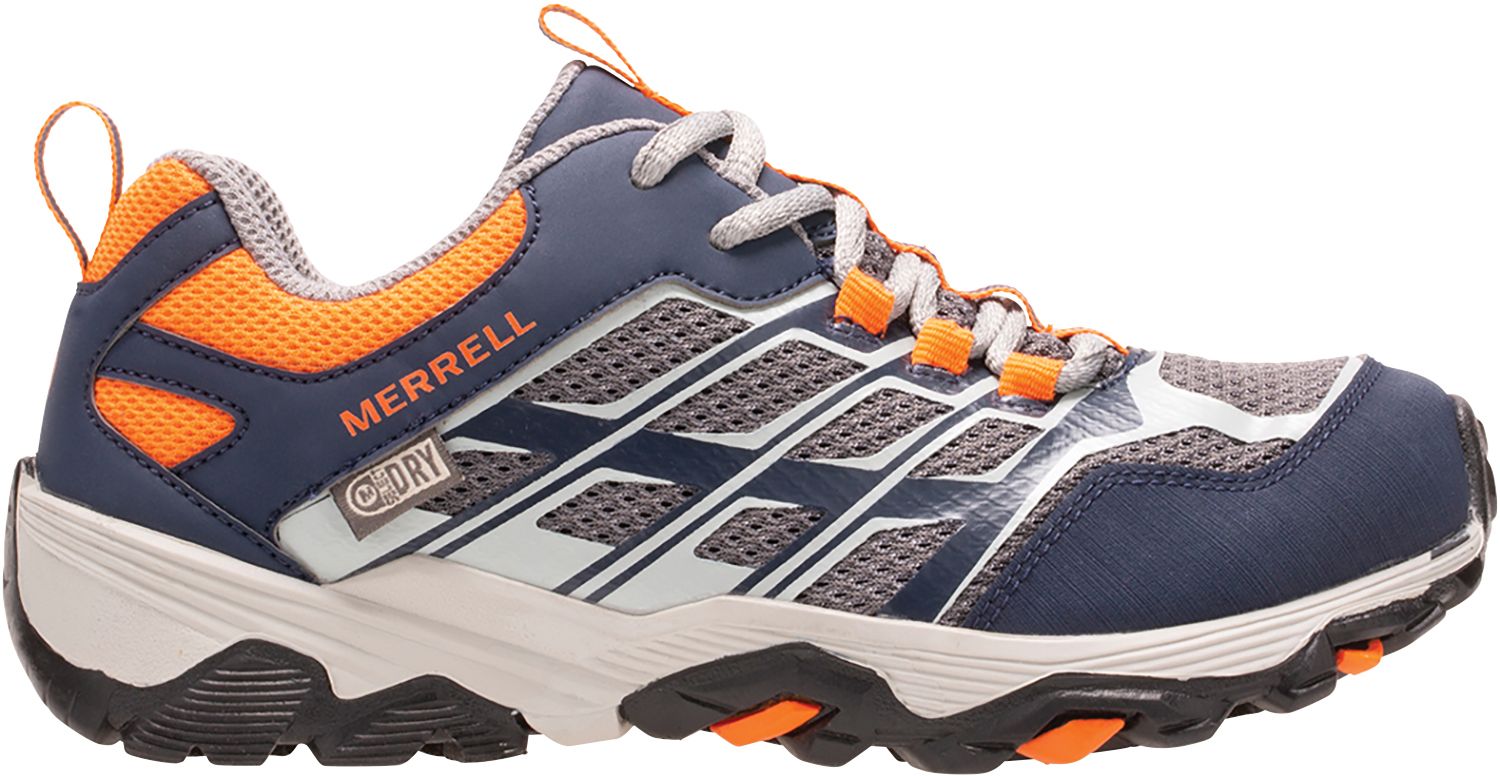 waterproof low hiking shoes