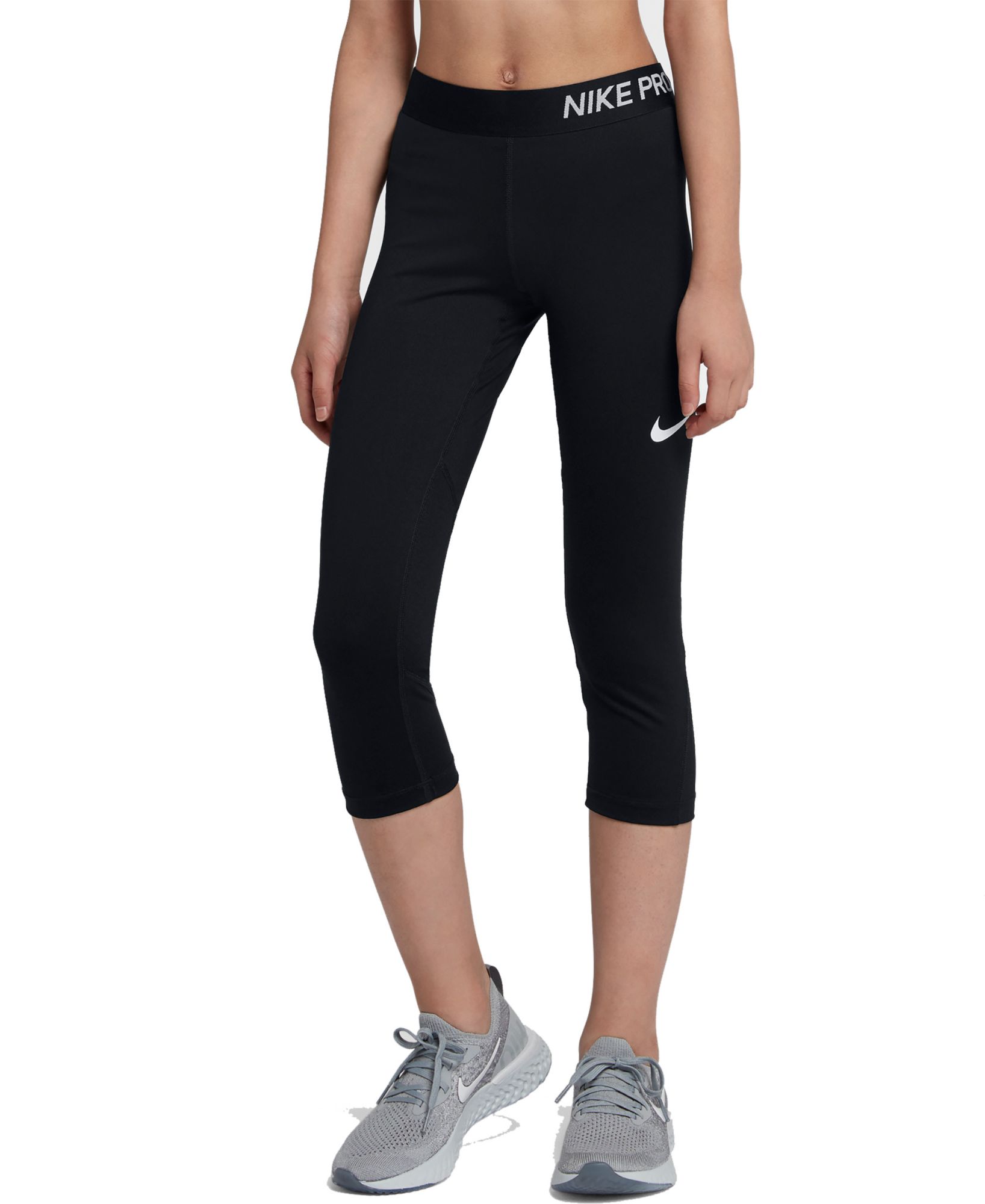 nike black capris