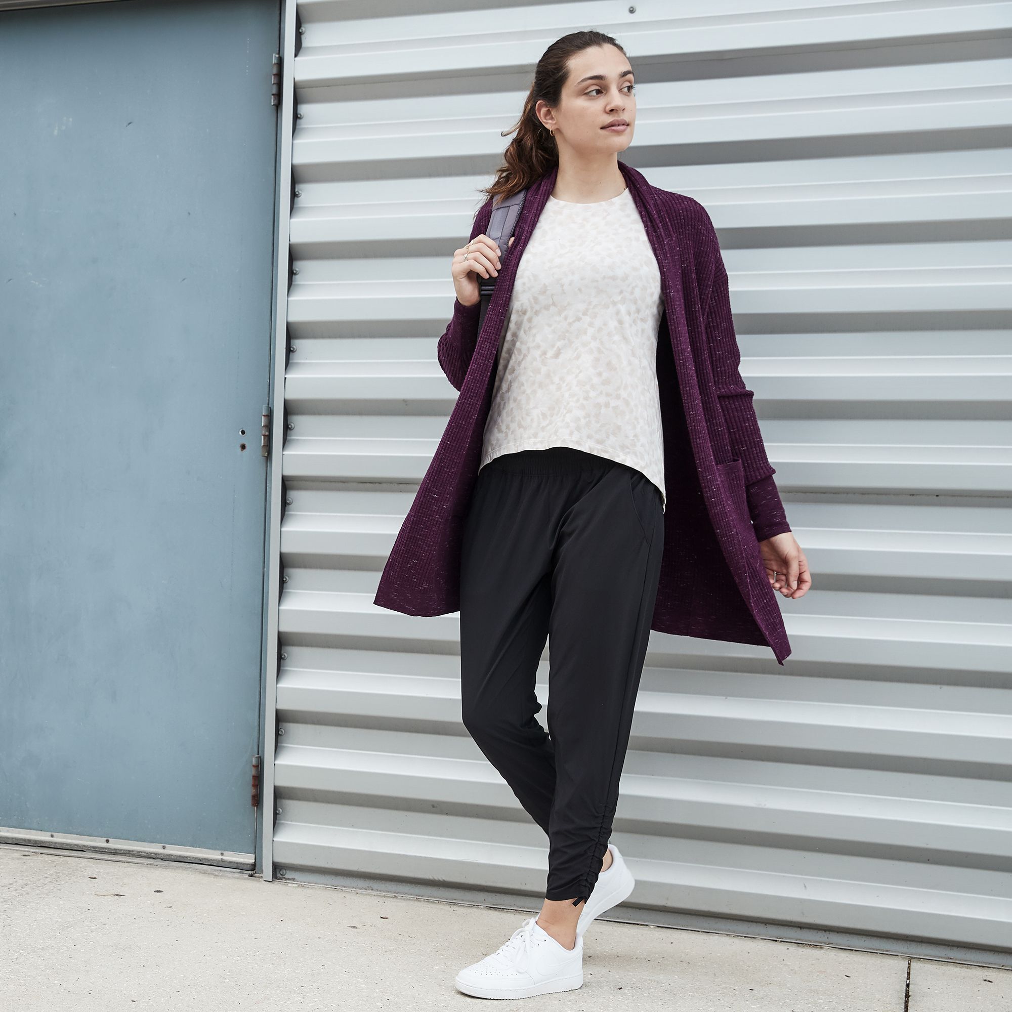 CALIA Women's Journey Ruched Cropped Pant product image