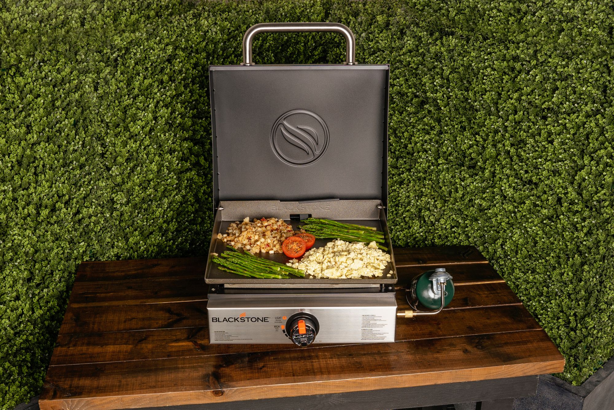 Blackstone Original 17" Tapletop Griddle with Hood product image