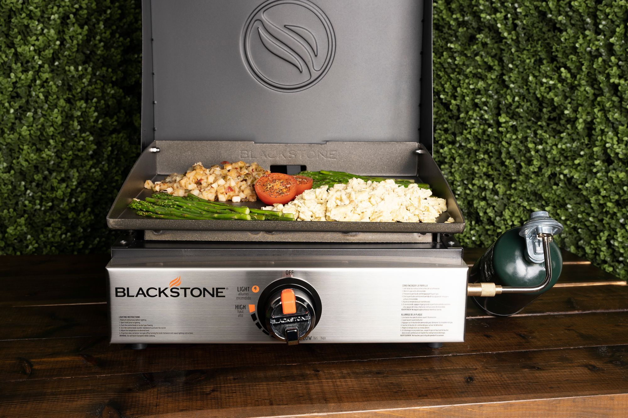 Blackstone Original 17" Tapletop Griddle with Hood product image