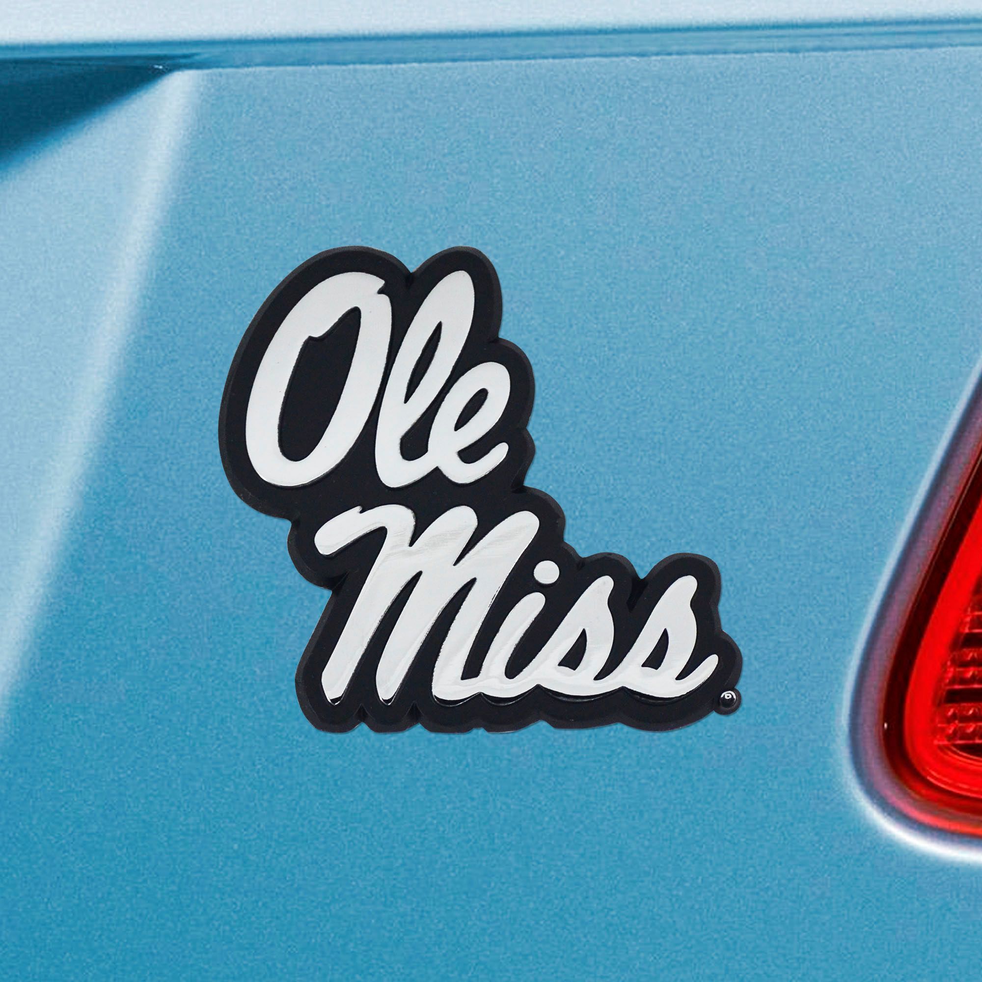 FANMATS Ole Miss Rebels Chrome Emblem product image