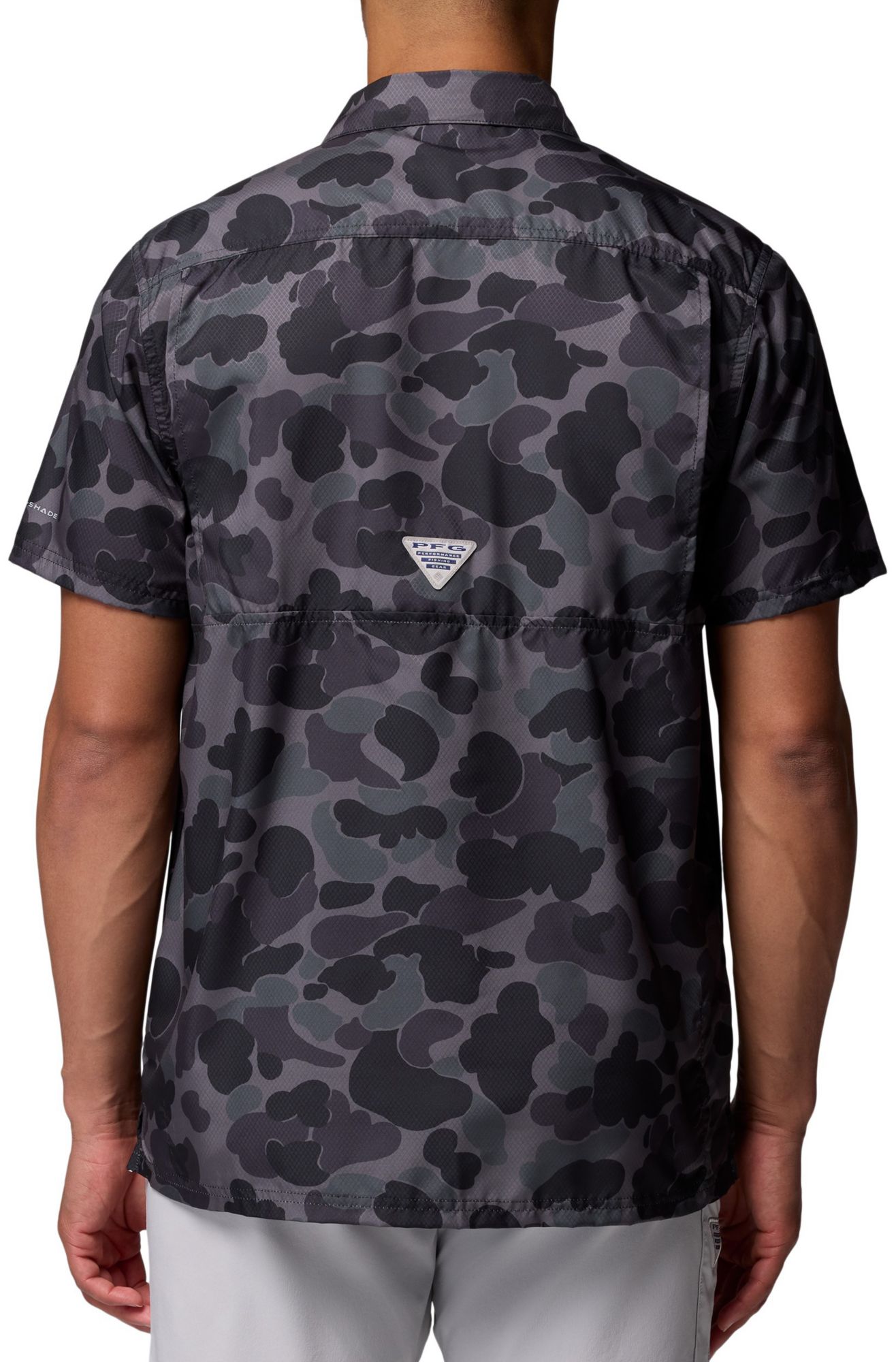 Columbia Men's Georgia Bulldogs Camo Super Slack Tide Button Down Shirt product image