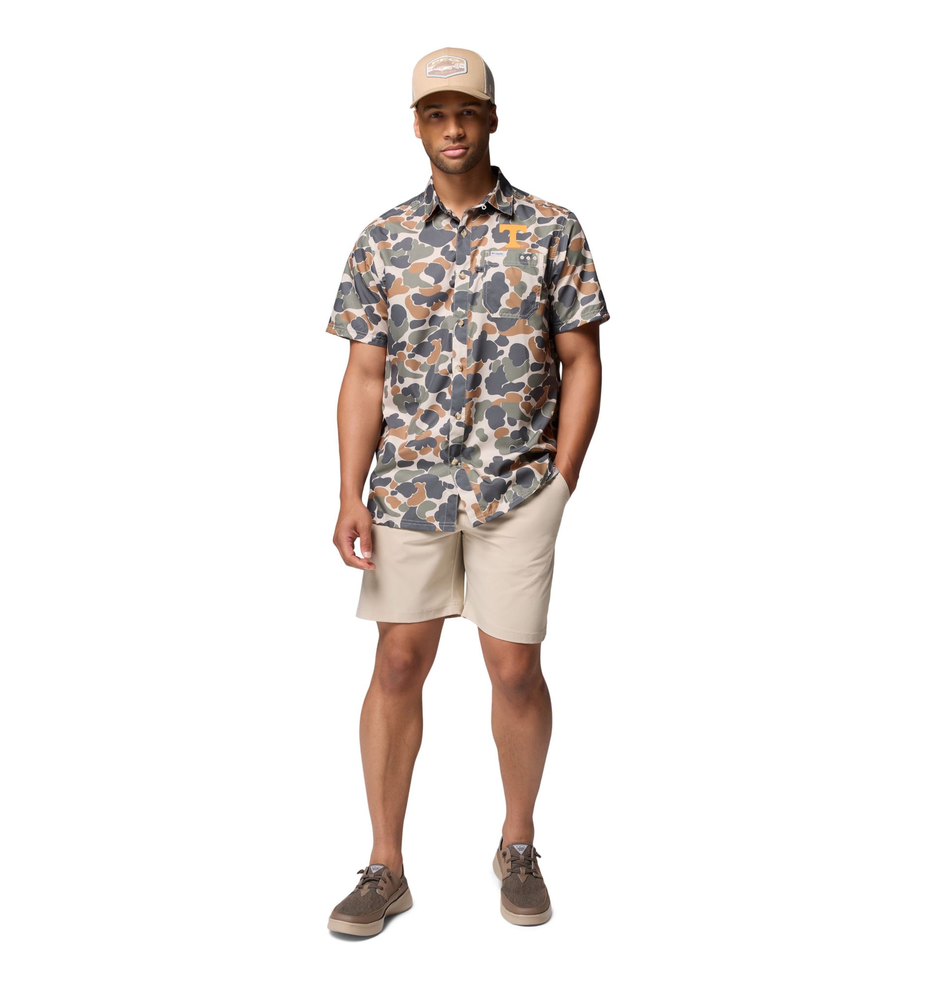Columbia Men's Tennessee Volunteers Camo Super Slack Tide Button Down Shirt product image
