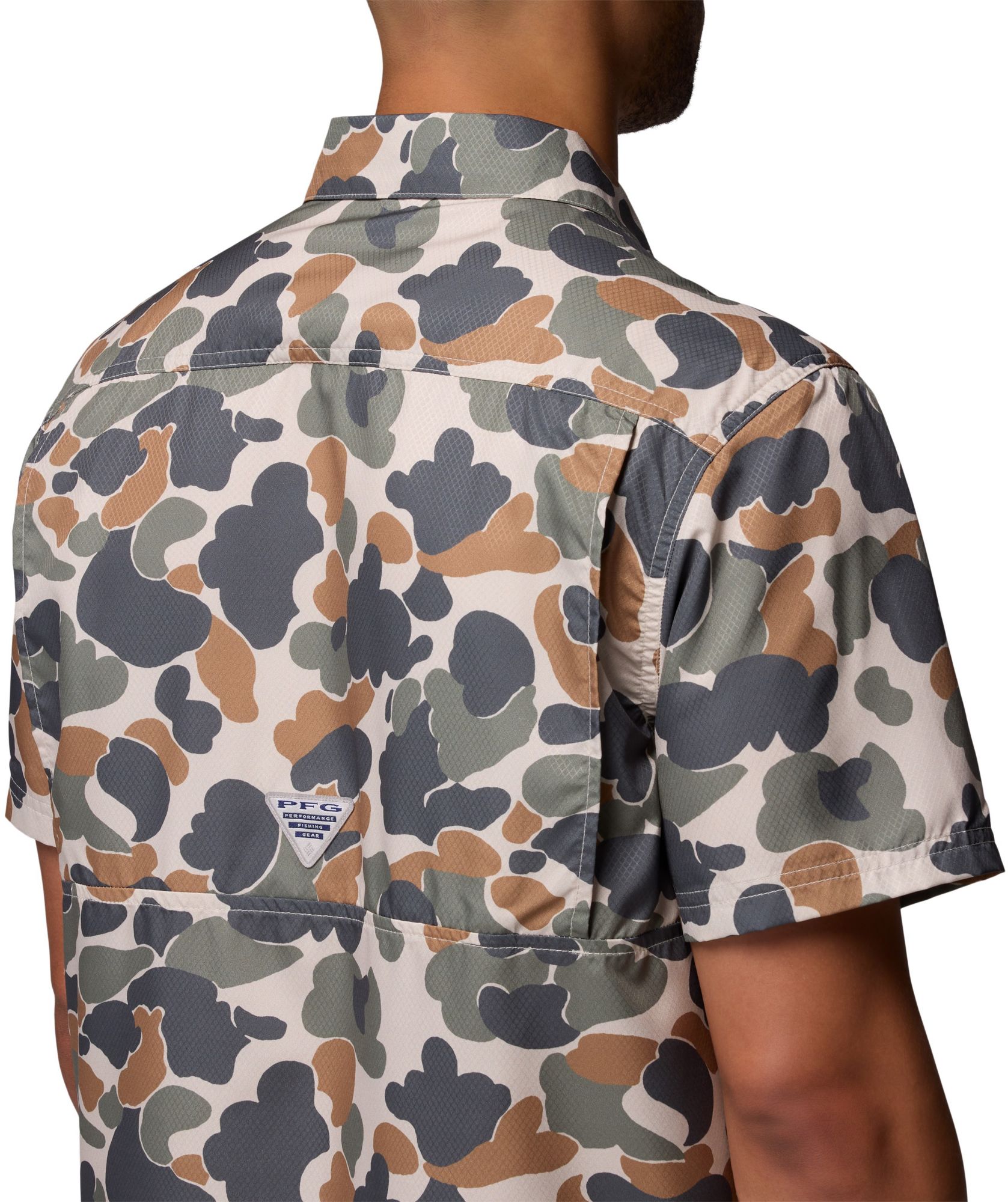 Columbia Men's Texas Longhorns Camo Super Slack Tide Button Down Shirt product image