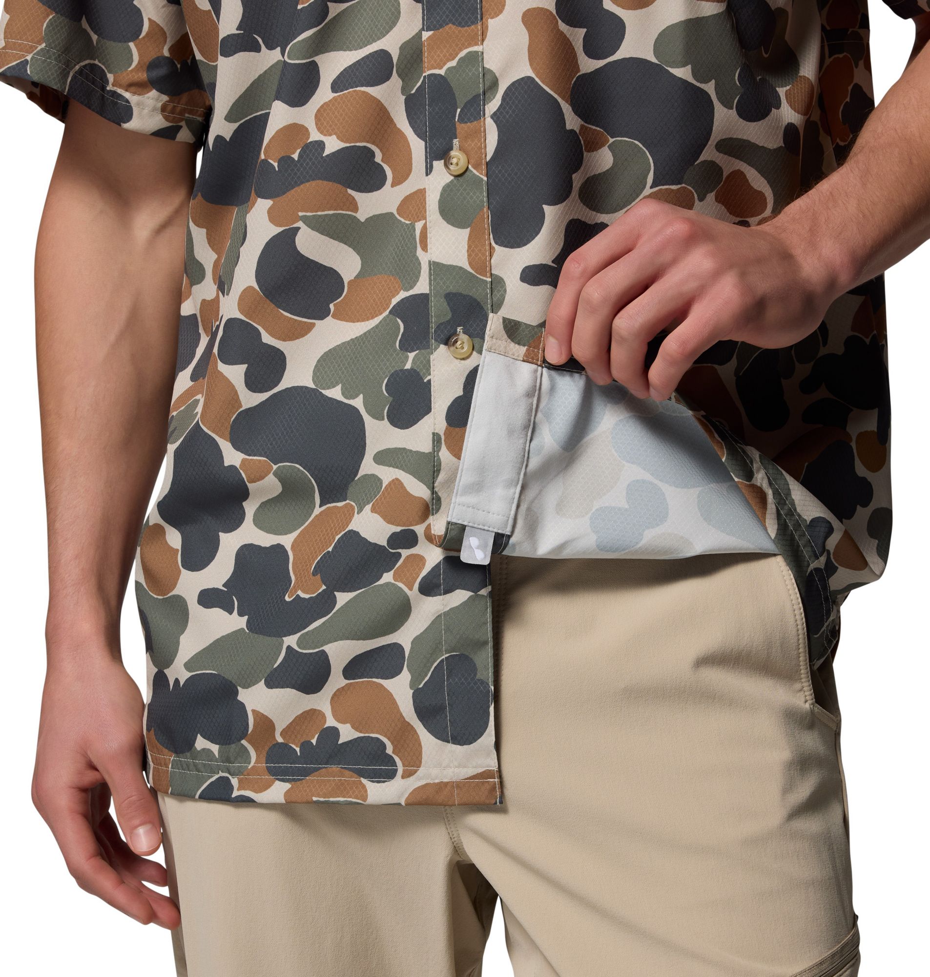 Columbia Men's Texas A&M Aggies Camo Super Slack Tide Button Down Shirt product image