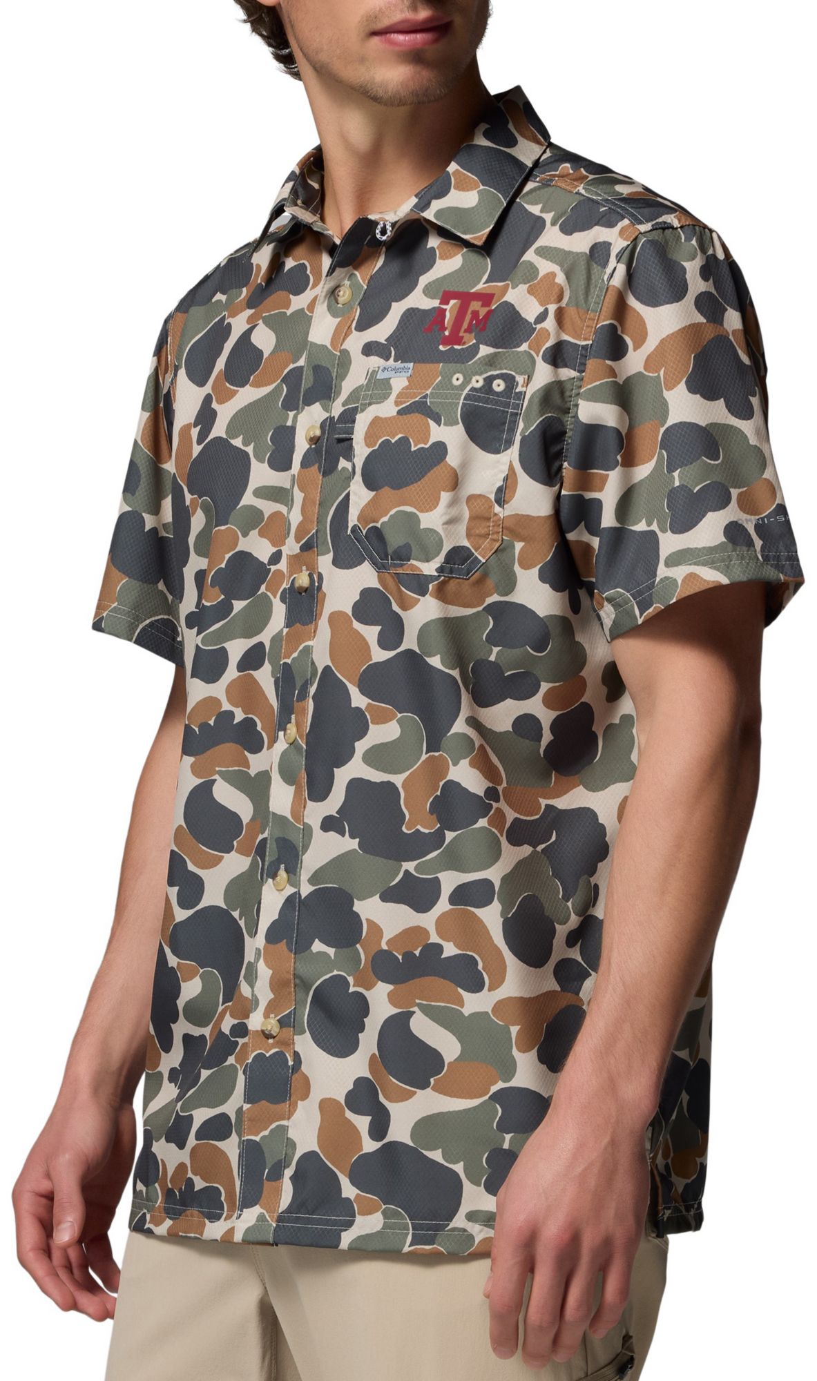 Columbia Men's Texas A&M Aggies Camo Super Slack Tide Button Down Shirt product image