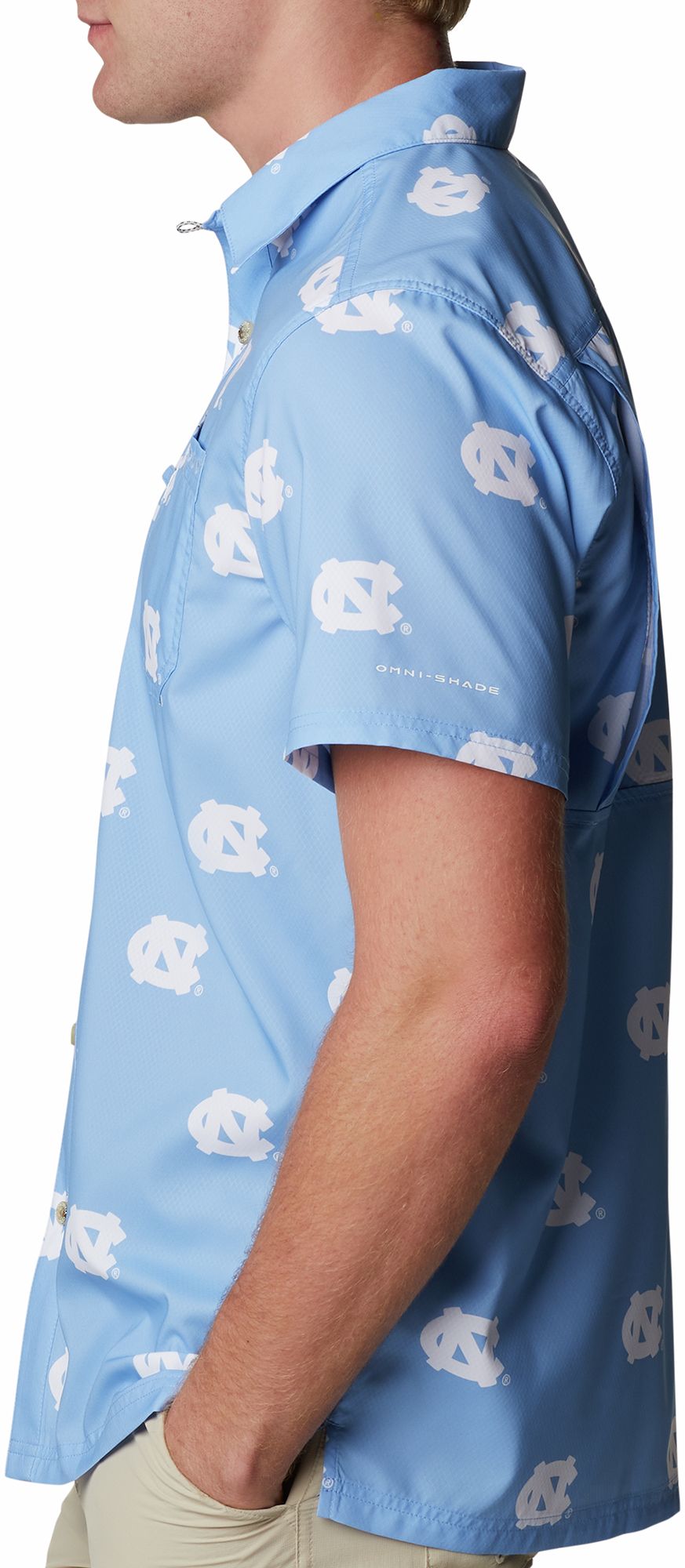 Columbia Men's North Carolina Tar Heels Blue CLG Super Slack Tide™ Short Sleeve Shirt