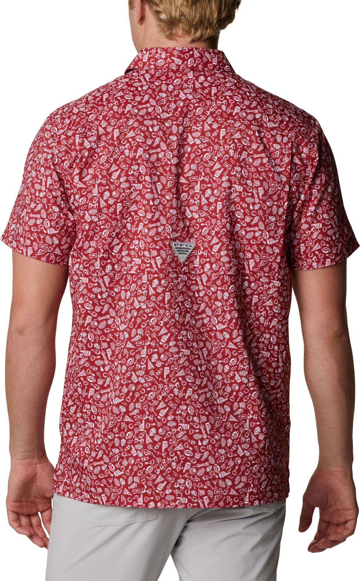 Columbia Men's Alabama Crimson Tide Crimson Slack Tide Button-Down Shirt product image