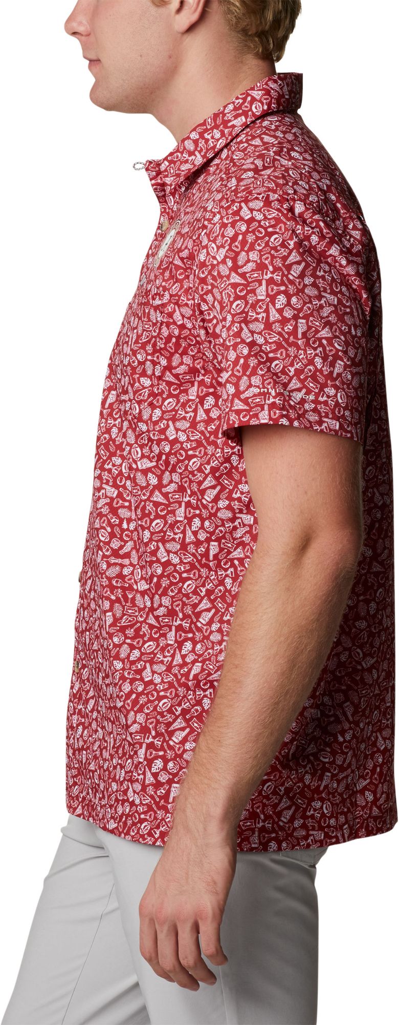 Columbia Men's Alabama Crimson Tide Crimson Slack Tide Button-Down Shirt product image