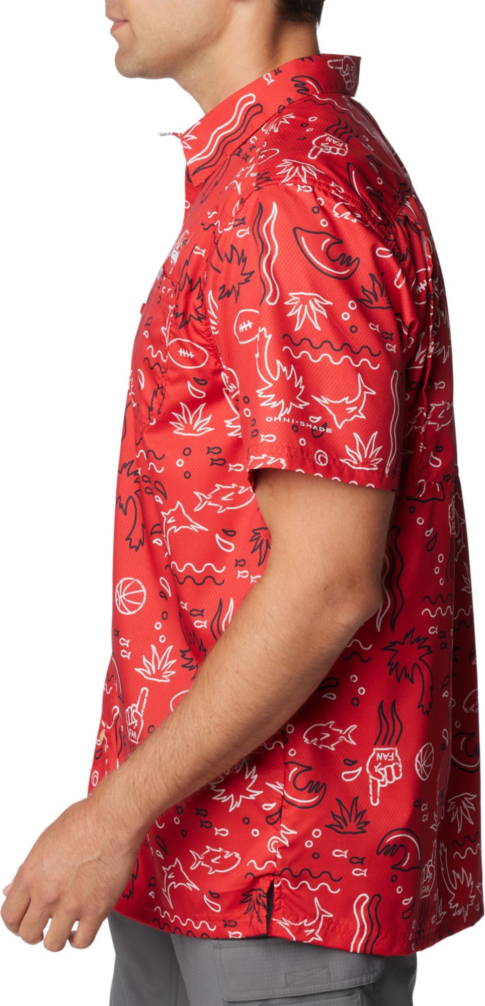 Columbia Men's Georgia Bulldogs Red Super Slack Button Down Shirt product image