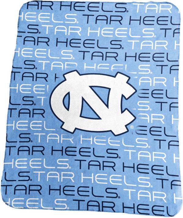 North Carolina Tar Heels 50'' x 60'' Classic Fleece Blanket