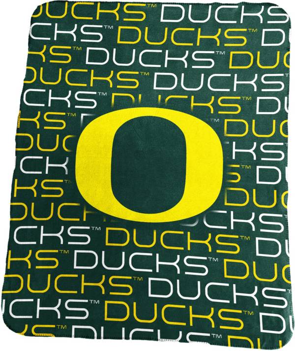 Oregon Ducks 50'' x 60'' Classic Fleece Blanket