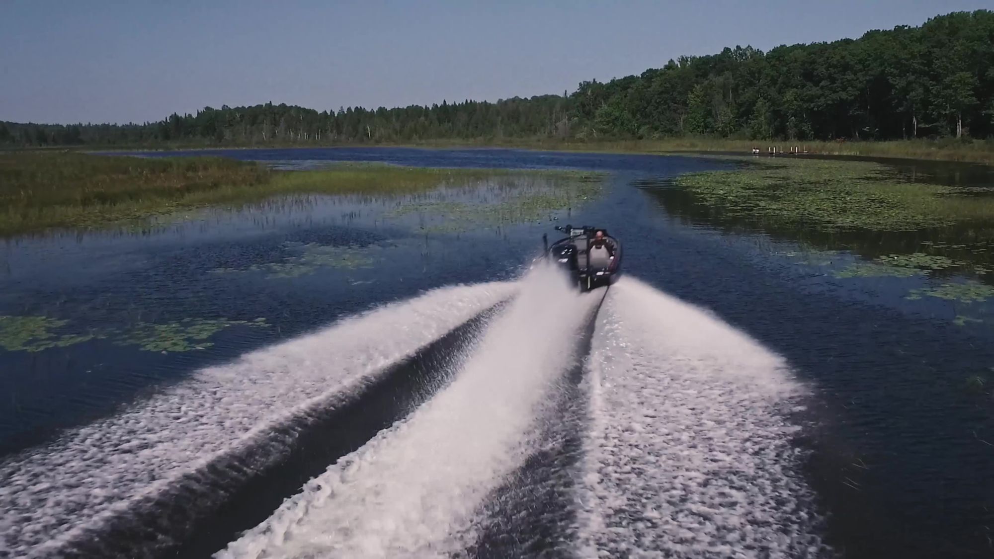 Lowrance HDS-12 LIVE GPS Fish Finder with Active Imaging (000-14428-001)-Floor Model product