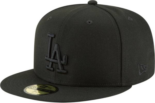 Black la sale fitted cap