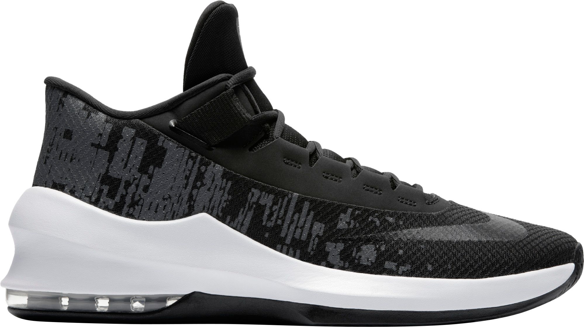 black basketball trainers