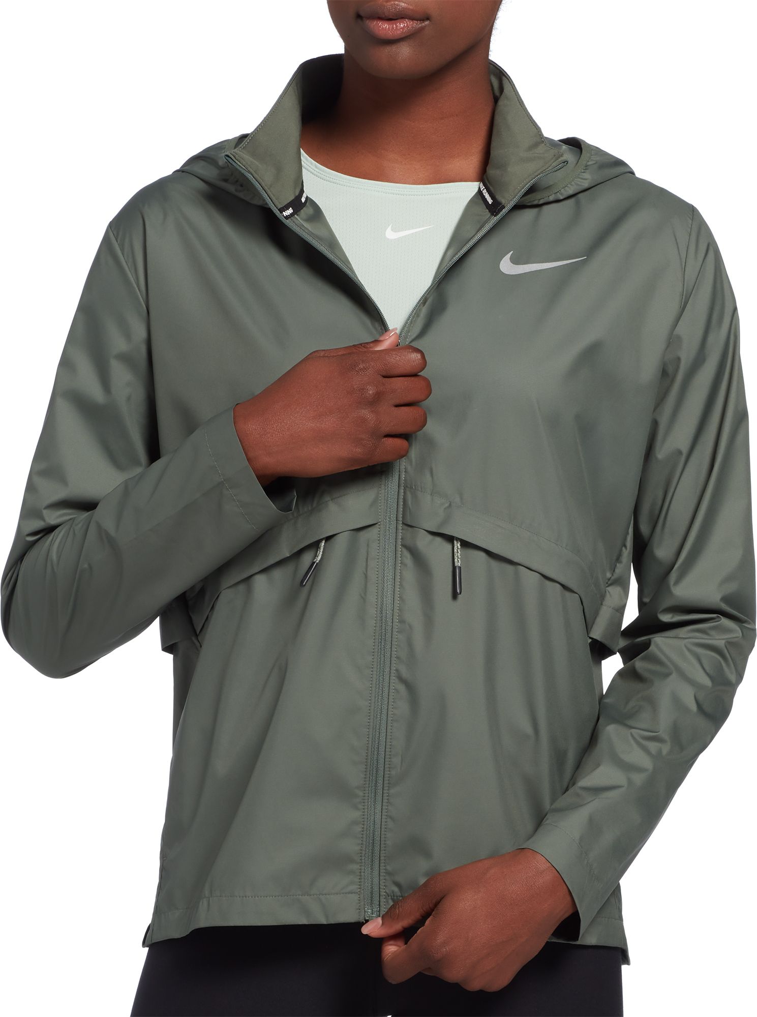 nike essential hooded jacket