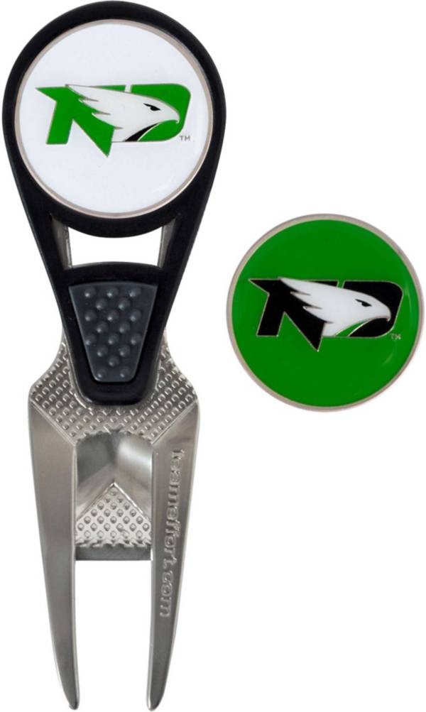 Team Effort North Dakota Fighting Hawks CVX Divot Tool and Ball Marker Set product image