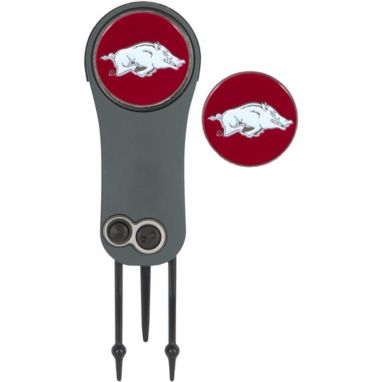 sorry, Team Effort Arkansas Razorbacks Switchblade Divot Tool and Ball Marker Set is currently out of stock