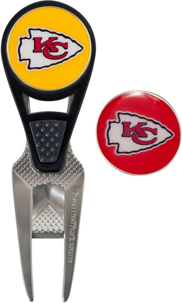 Kansas City Chiefs Embroidered Towel Golf Gift Set