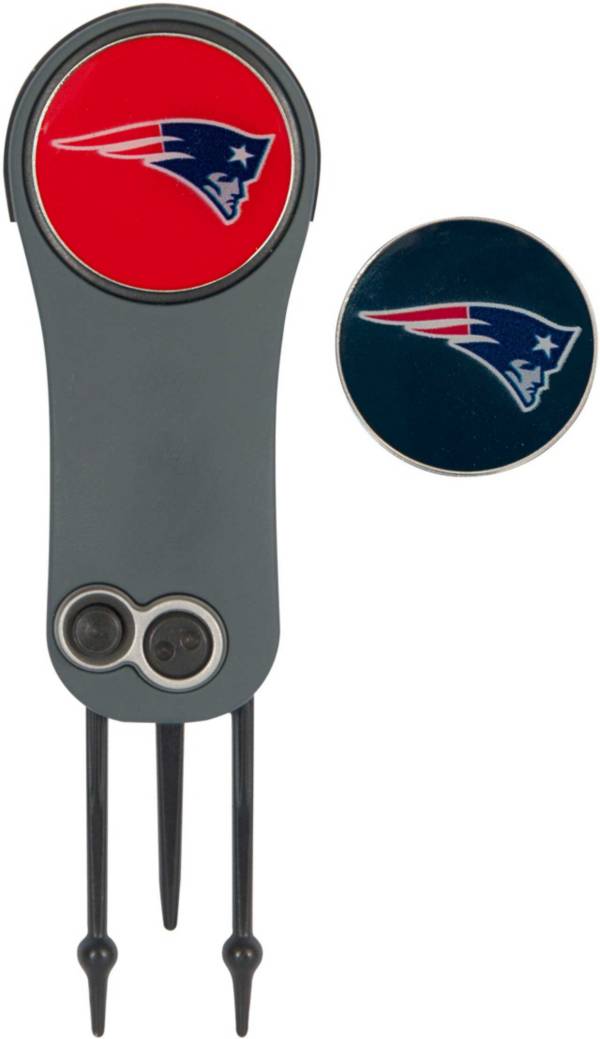 Team Effort New England Patriots Switchblade Divot Tool and Ball Marker Set product image
