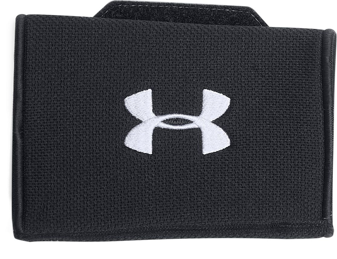 under armour undeniable wrist coach