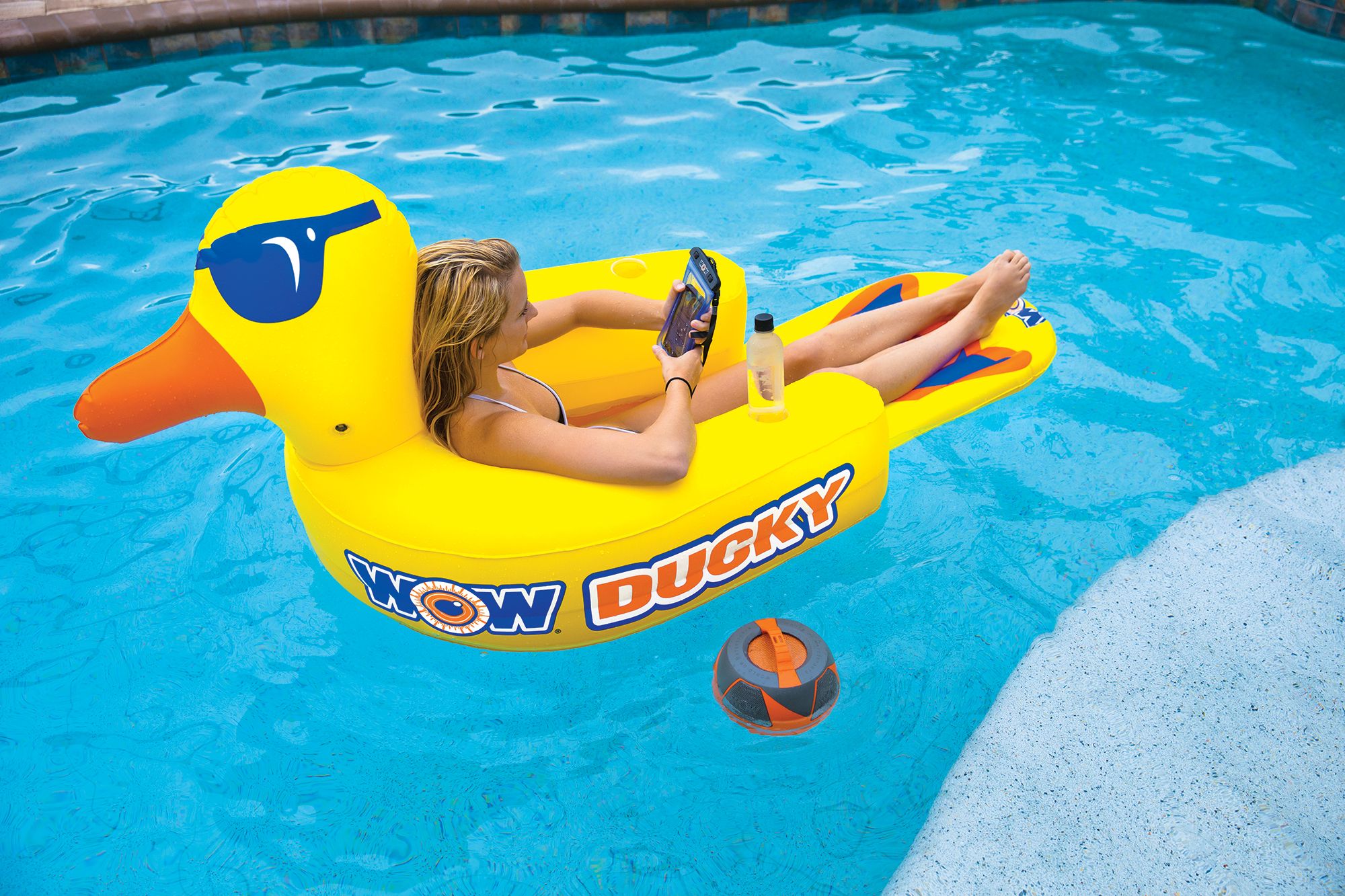 WOW Ducky Lounge Float product image