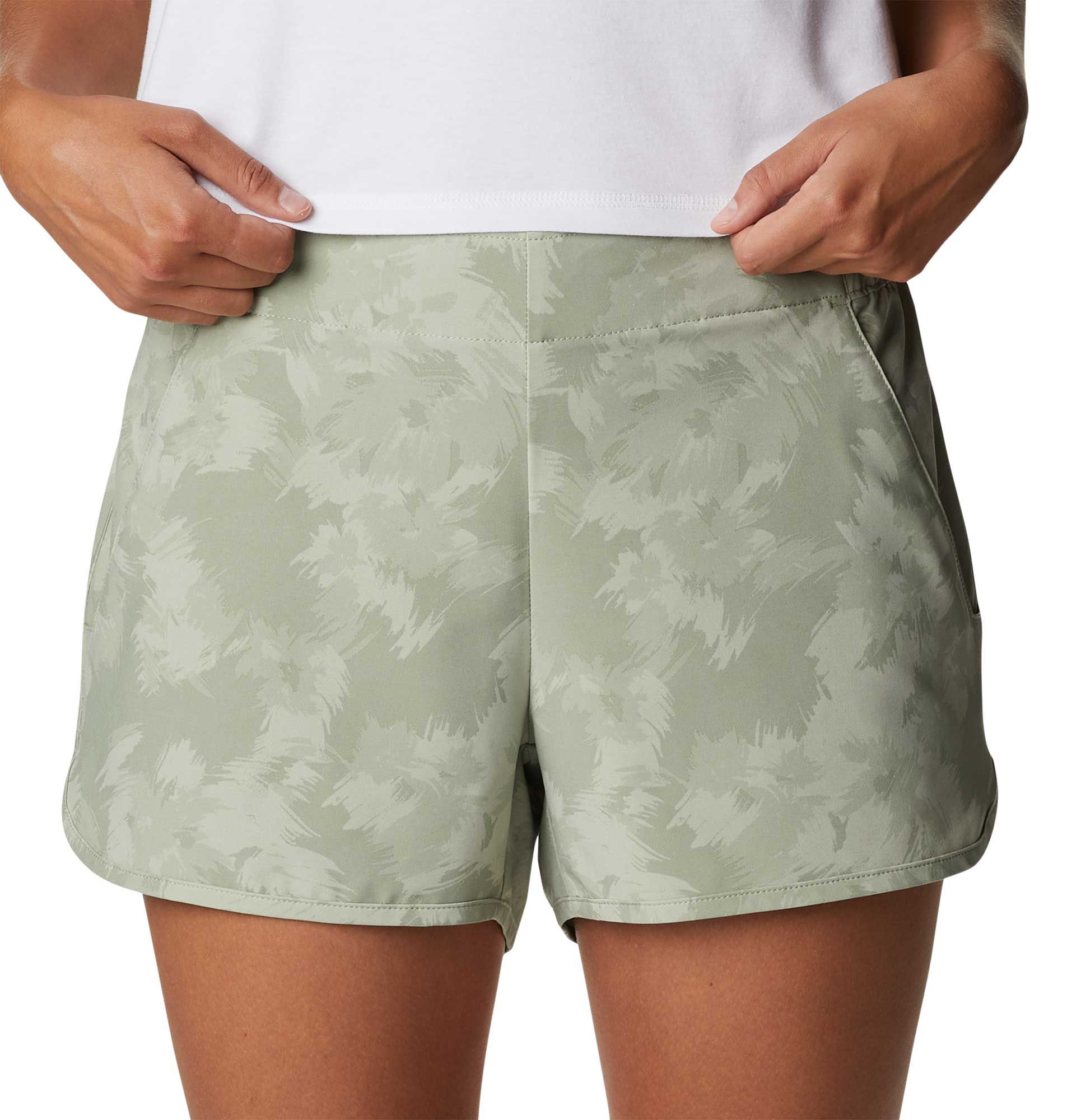 Columbia Women's Pleasant Creek Stretch Short product image
