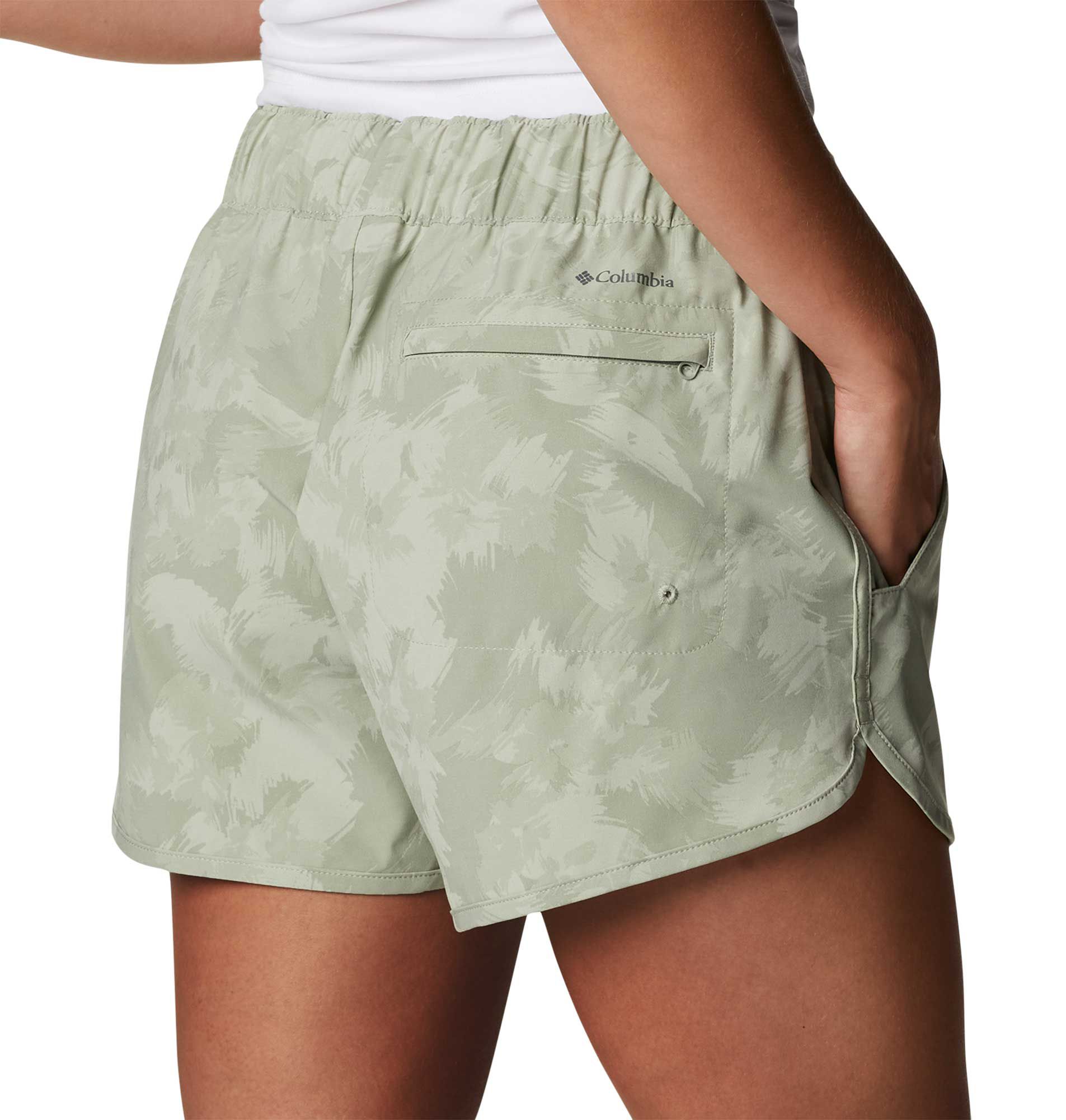 Columbia Women's Pleasant Creek Stretch Short product image