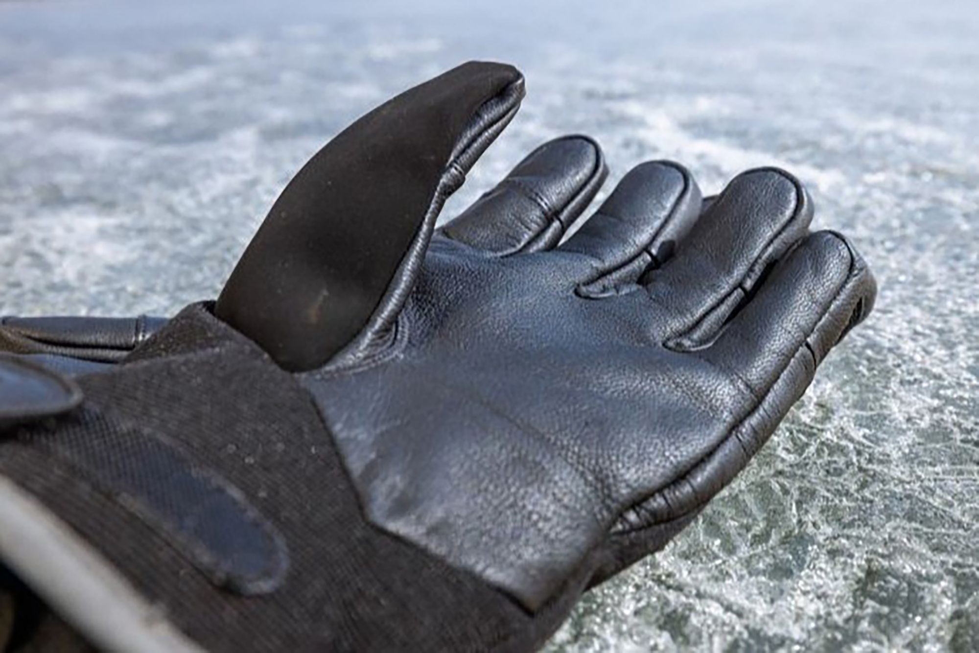 Clam Outdoors Expedition Fishing Gloves product image