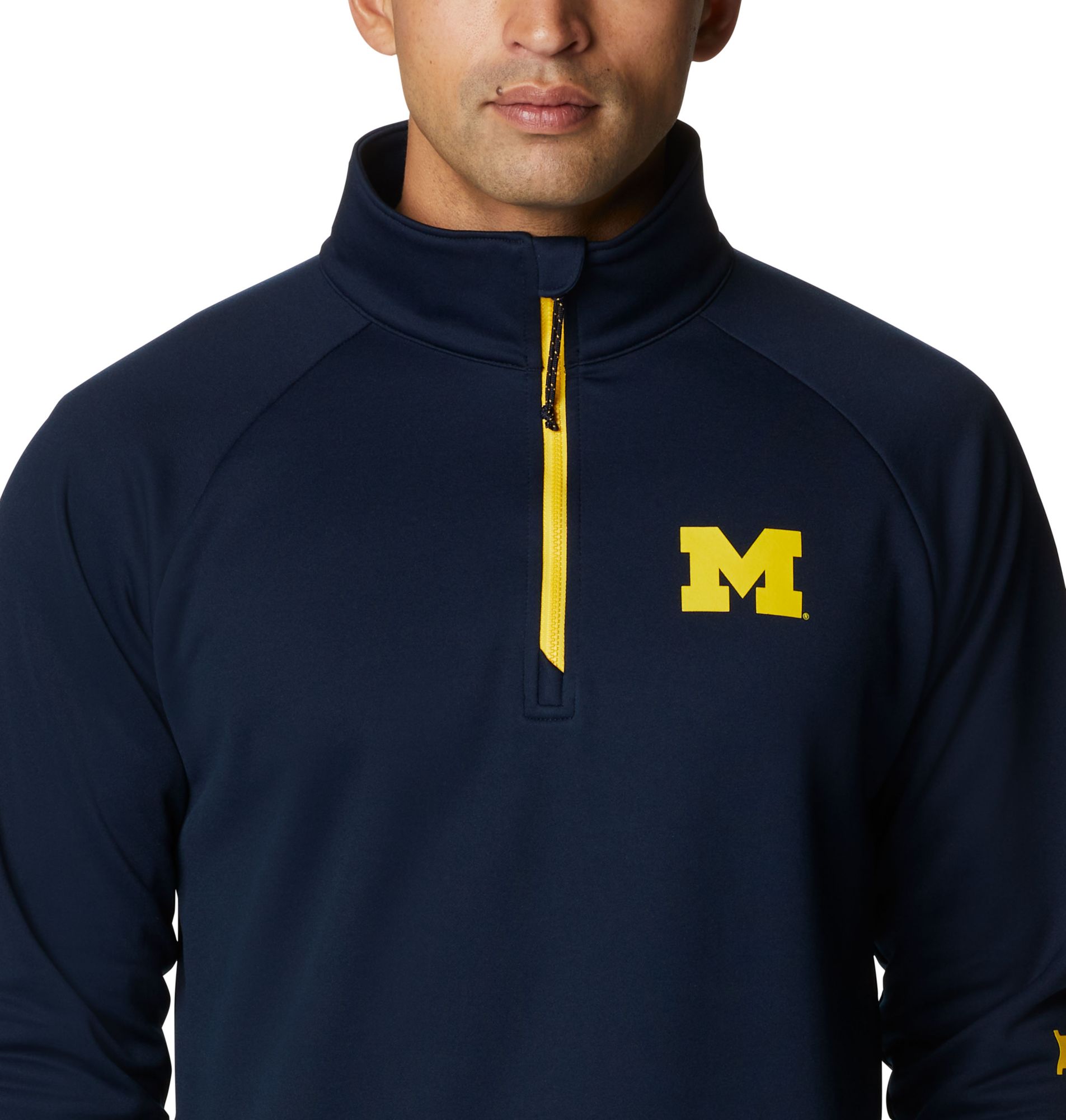 Columbia Men's Michigan Wolverines Blue PFG Terminal Tackle Quarter-Zip Pullover Shirt product image