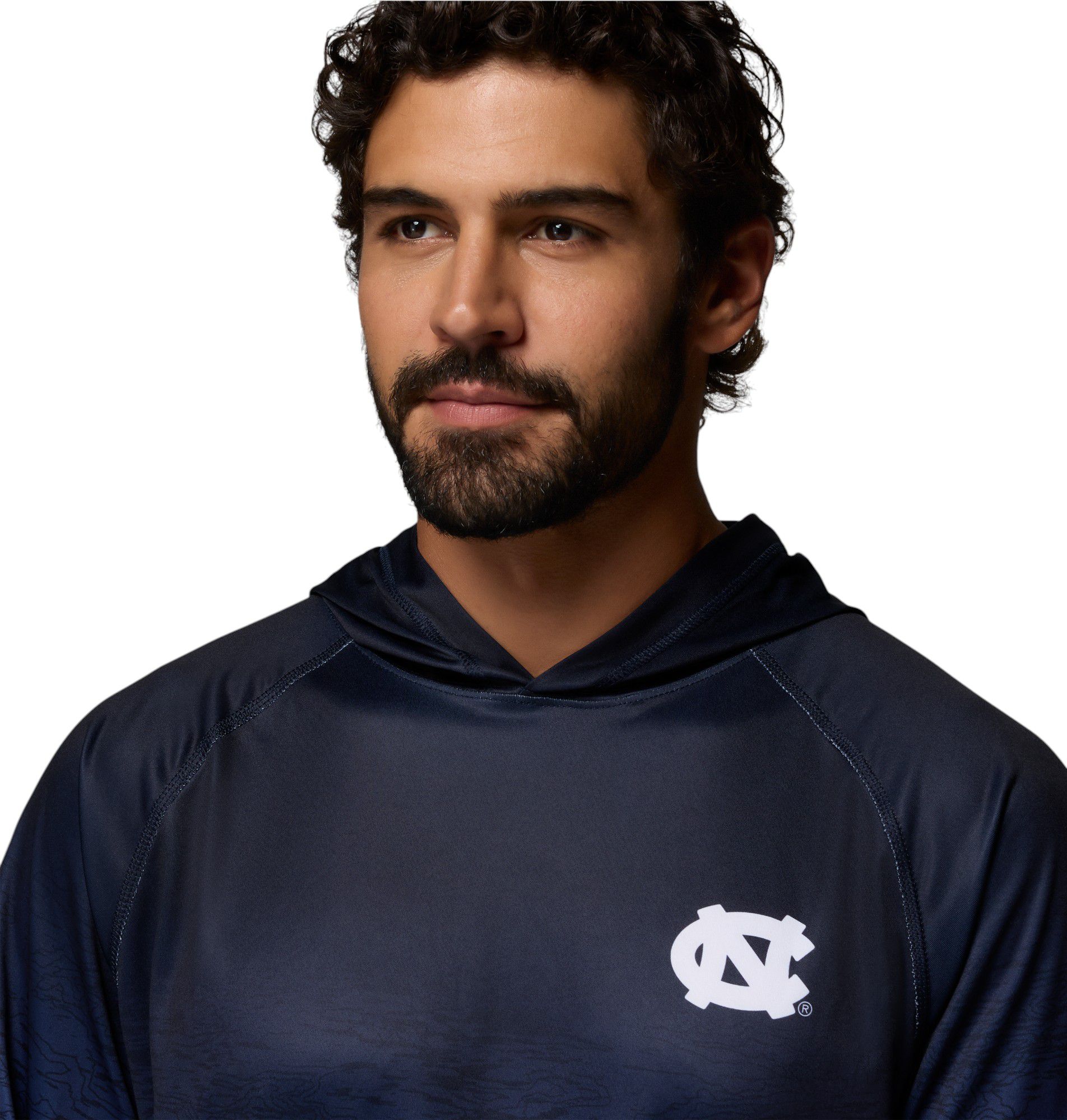 Columbia Men's North Carolina Tar Heels Navy Super Terminal Tackle Ombre Pullover Hoodie product image