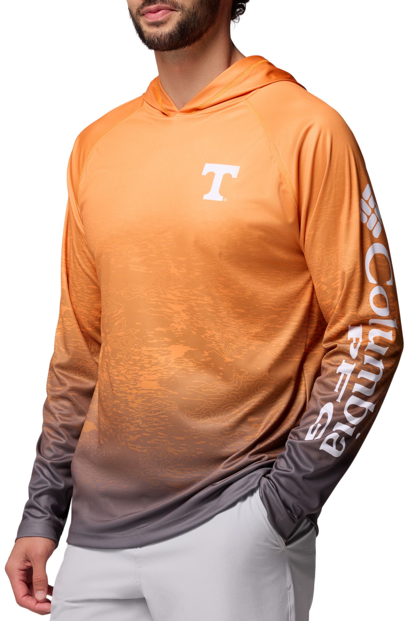 Columbia Men's Tennessee Volunteers Orange Super Terminal Tackle Ombre Pullover Hoodie product image
