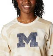 Columbia Women's Michigan Wolverines White Park Box Shirt product image