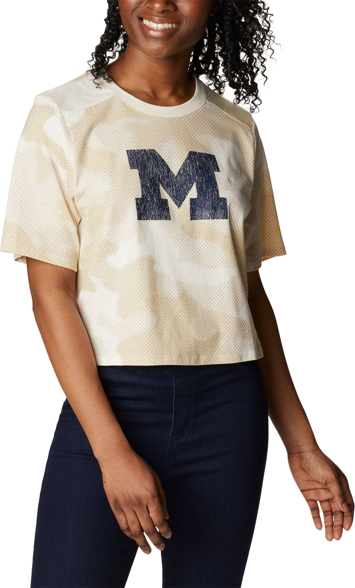 Columbia Women's Michigan Wolverines White Park Box Shirt