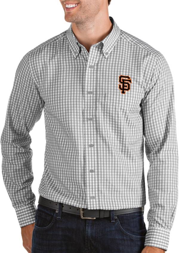 Antigua Men's San Francisco Giants Structure Grey Long Sleeve Button Down Shirt